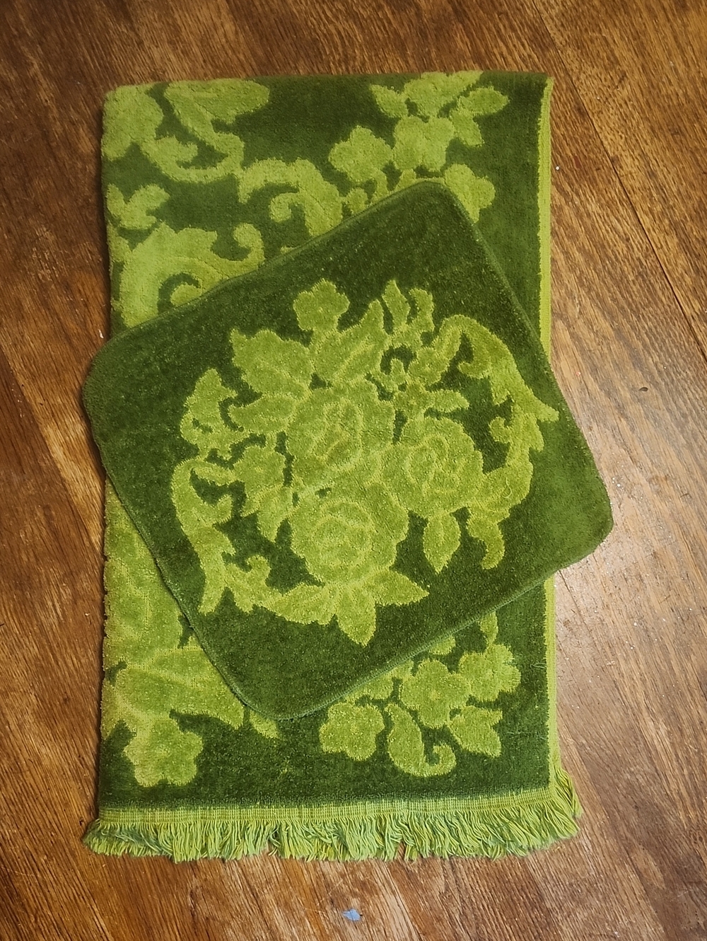 Green Floral Dundee Bath Set